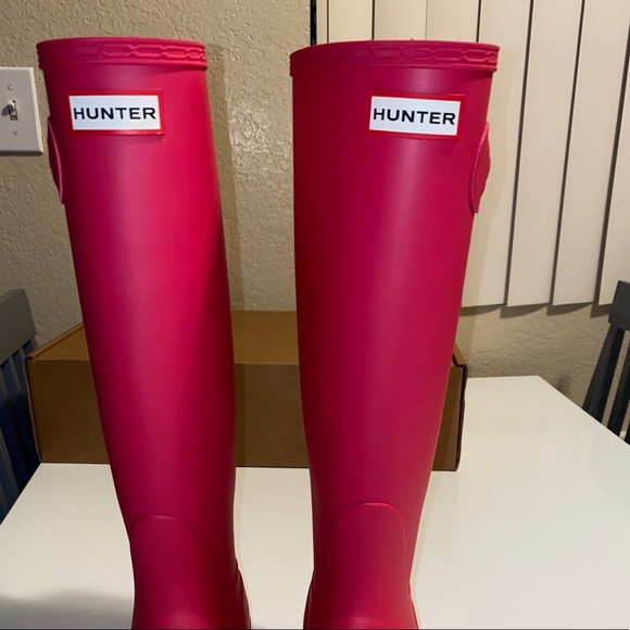 HUNTER Tall Pink Rain Boots Size 6 - Picture 3 of 16